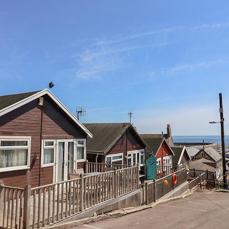 Granny'S Teeth Villa Lyme Regis Exteriör bild